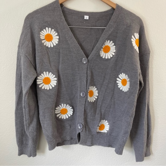 Women’s Warm Daisy Flower Cardigan Sweater Long Sleeve  V-Neck Cropped Size S - Picture 3 of 9
